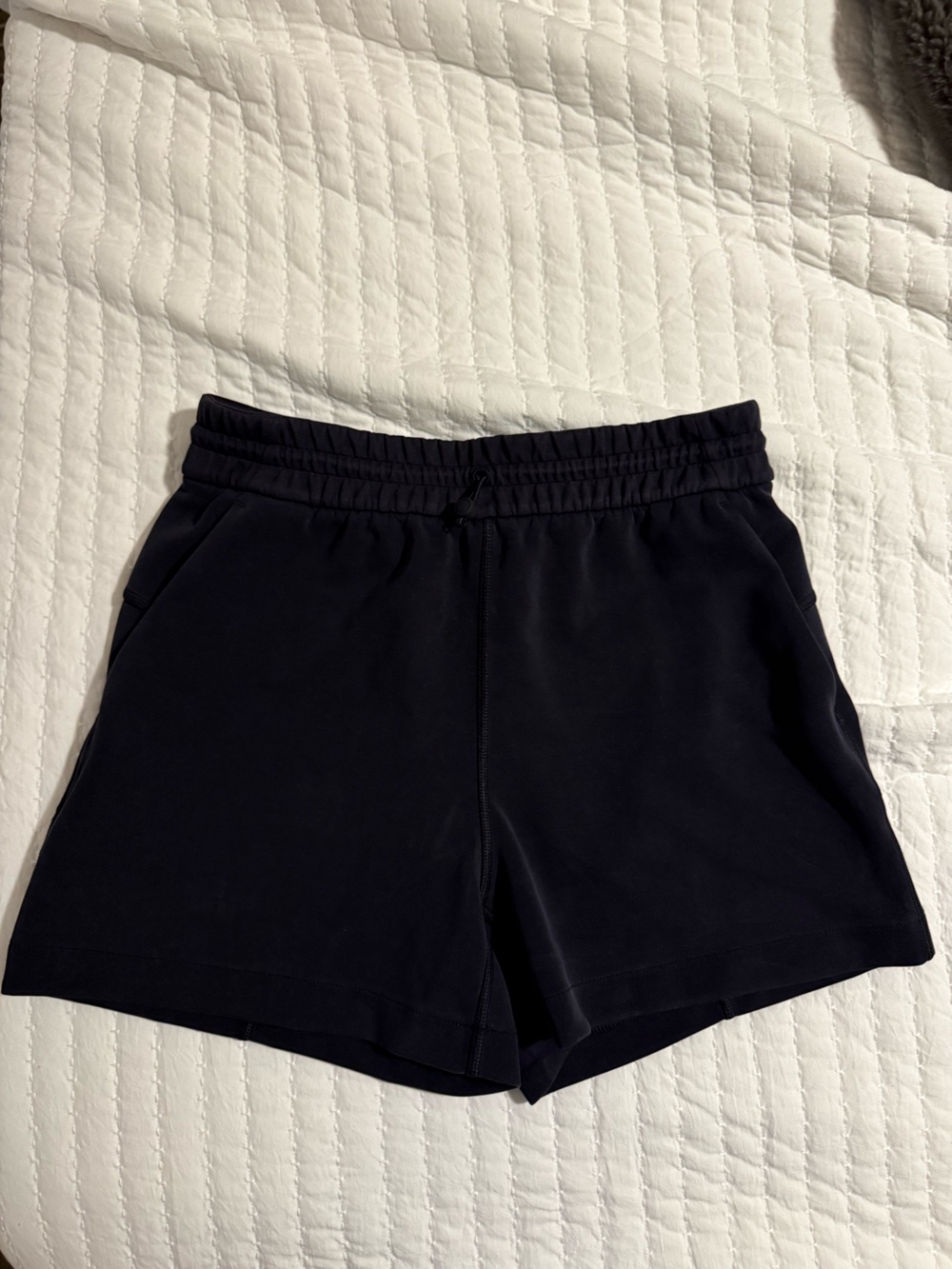 Lululemon Women's Black Everyday Pull-On Shorts
